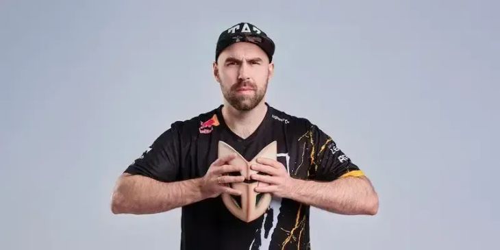 TaZ о возвращении m0NESY в матче с Vitality: «Если мы начнём на час позже назначенного времени, то будем в полном составе»