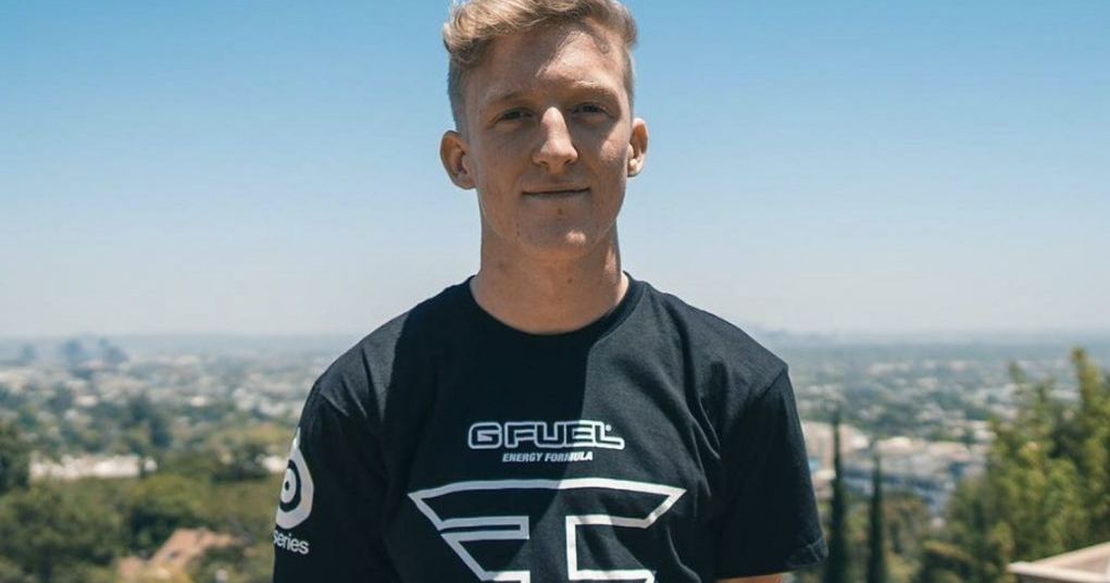 Tfue объяснил интерес стримеров к apex legends