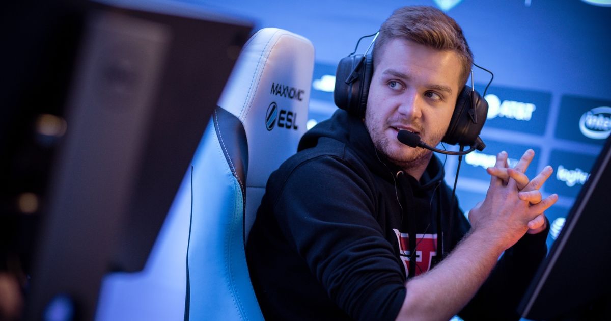 Niko: «aug — оружие для нубов»