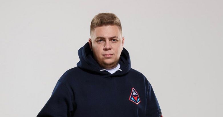 Bondik дал прогноз на матч navi и complexity на esl one cologne online 2020