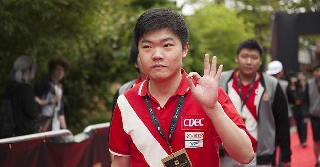 Cdec gaming и team max прошли в dota2 professional league season 5