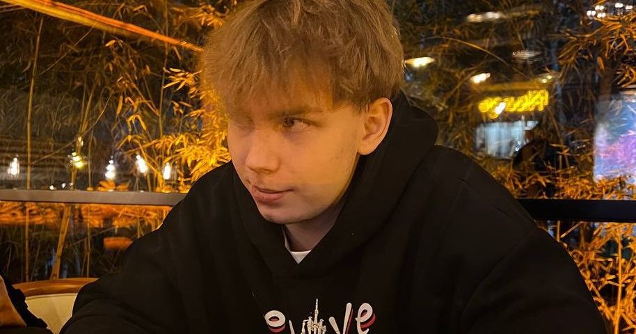 StRoGo рассказал, сколько зарабатывает со стримов на Twitch