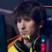 Dendi хотел поднять топ