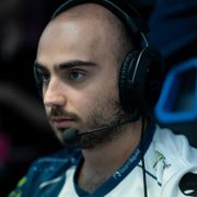 Куро KuroKy Салехи Тахасоми