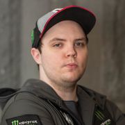 Хенрик AdmiralBulldog Анберг