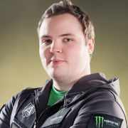 Хенрик AdmiralBulldog Анберг