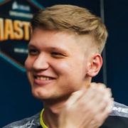 Александр s1mple Костылев