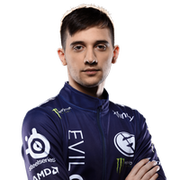 Артур Arteezy Бабаев